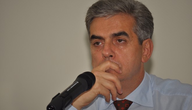 Guvernul aprobă plata dublă a medicilor în zilele nelucrătoare. Nicolăescu speră în încetarea grevei - eugennicolaescu9-1385567785.jpg