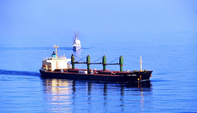 EU Navfor a capturat o navă cu 12 pirați - eunavforacapturart-1357831229.jpg