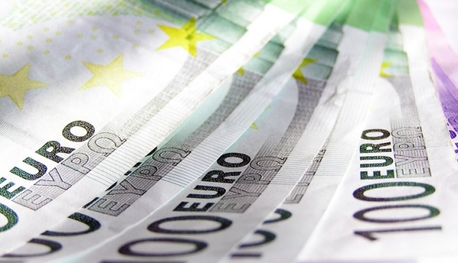 Un libian cere NATO despăgubiri  de 100.000 de euro - euro-1338469314.jpg