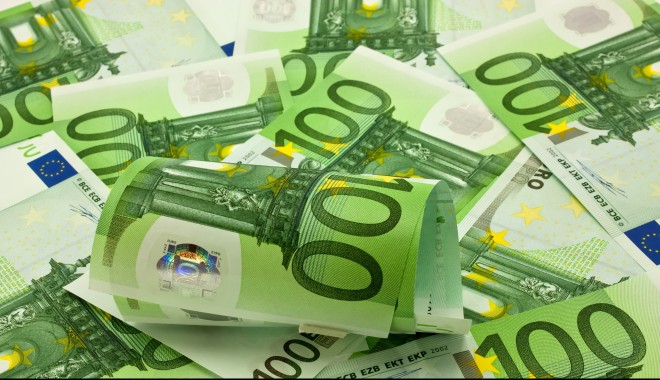 4,46 lei/euro în prima oră a ședinței interbancare - euro-1372840024.jpg