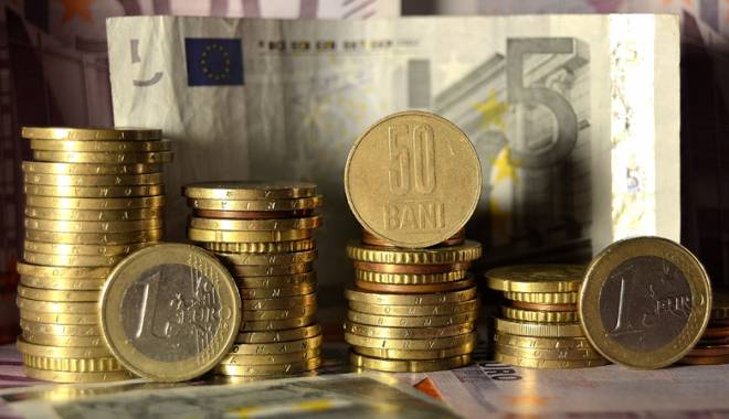 Euro începe săptămâna în creștere față de leu - euro-1423496539.jpg
