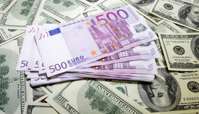 Euro a revenit peste pragul de 1,20 dolari, pentru prima dată în ultimii doi ani - euro-1504007483.jpg
