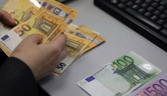 O mireasă a pierdut tot darul din nuntă într-o parcare - euro-1590491760.jpg