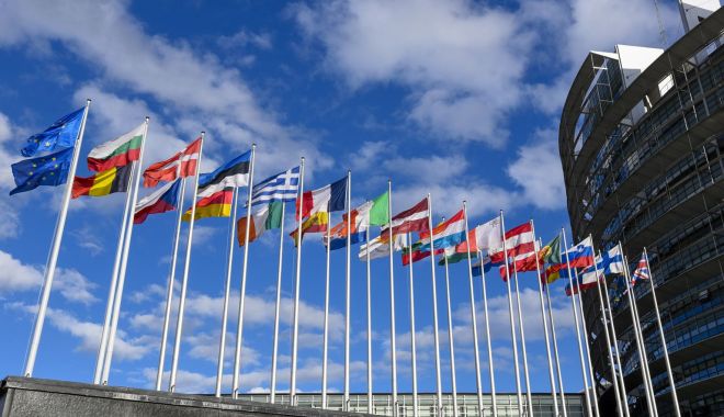 Eurodeputaţii au aprobat noi reguli pentru protejarea infrastructurii esenţiale - eurodeputatii-1669229214.jpg