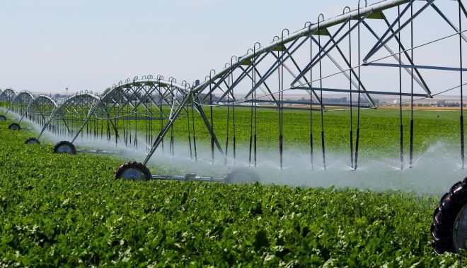 Eurodeputații susțin reutilizarea apelor uzate pentru irigarea culturilor agricole - eurodeputatiisustinreutilizareaa-1580072437.jpg