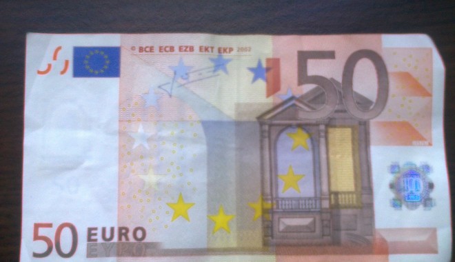 Euro mai câștigă puțin teren - eurom1-1390217618.jpg