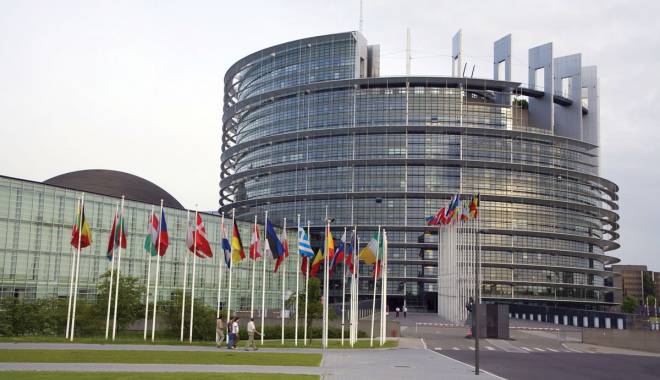 Parlamentul European cere dezmembrarea Google - europeanparliamentd-1417093729.jpg