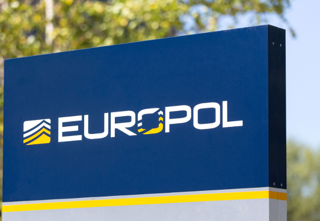 Europol a confiscat active de zeci de milioane de euro într-o operațiune desfășurată în 31 de țări, inclusiv România