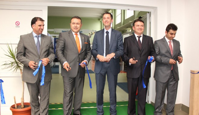A început Europort România. Expun firme din 12 țări - europortromania20129-1336492354.jpg