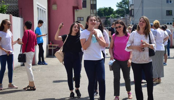 71,26% dintre absolvenții de clasa a VIII-a,  medii peste 5  la Evaluarea Națională - evaluare-1529844555.jpg