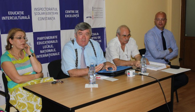 Doi condamnați pentru crimă au susținut evaluarea națională - evaluarenationala-1340648161.jpg