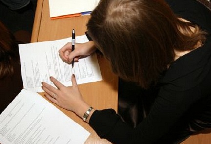Evaluare Națională 2012/ 16 elevi constănțeni au luat 10 la română - evaluarenationala-1340810196.jpg