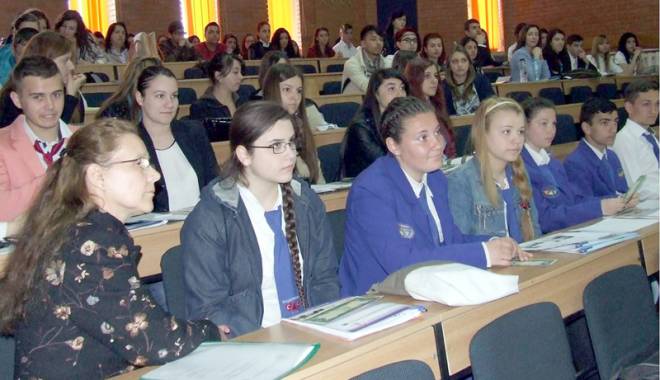 Eveniment dedicat liceenilor constănțeni la Universitatea 