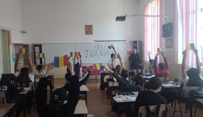 Ziua Europei, sărbătorită şi de elevii Şcolii nr. 11 Constanţa