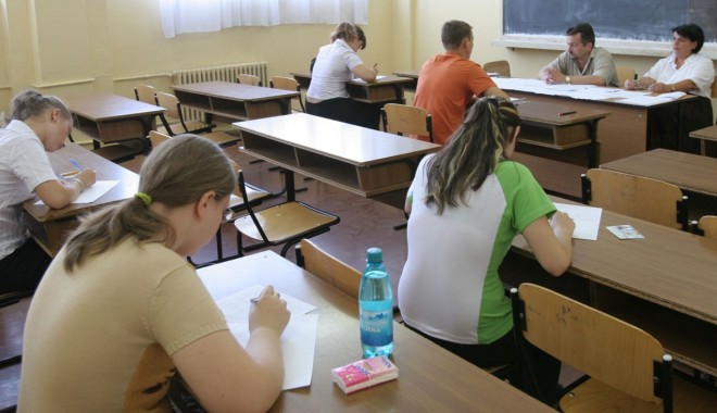 Alte două concursuri pentru elevii constănțeni - examen-1394459665.jpg