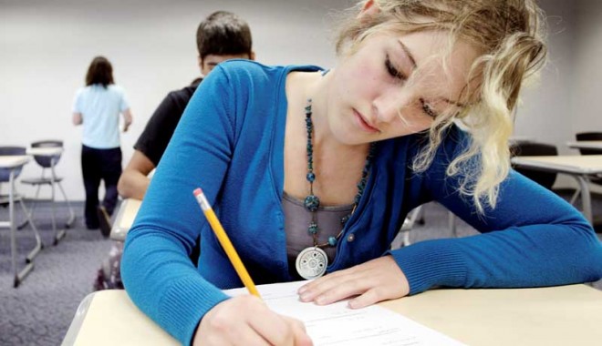 Subiecte pentru Bacalaureat 2012 - examen1332338634-1332372883.jpg