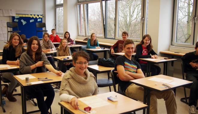 Se apropie focul examenelor Cambridge la Liceul 