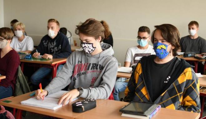 Examen de certificare a calificării profesionale, pentru şcolile postliceale - examenedecalificareprofesionala-1601316874.jpg