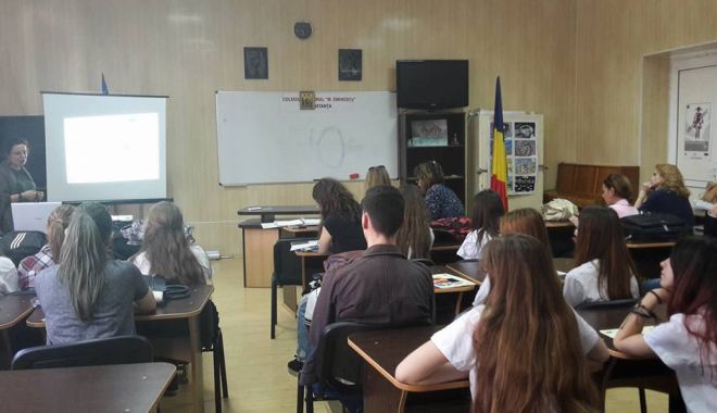 Excelență  în educație  pentru Colegiul Național 