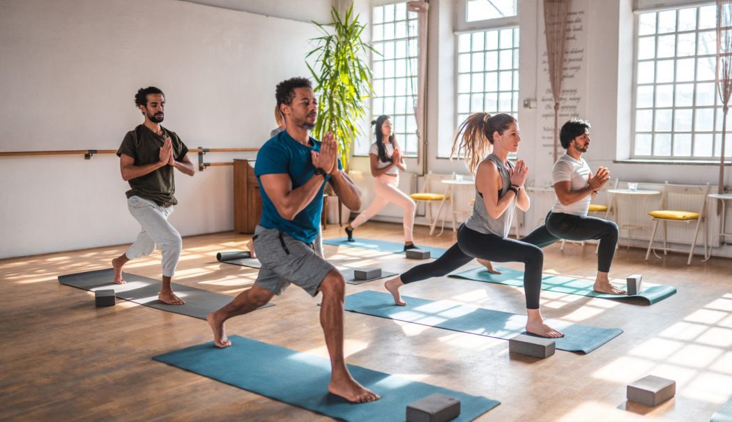 Exercițiile fizice în grup vă fac mai sănătoși și mai fericiți - exerciti-1751190777.jpg