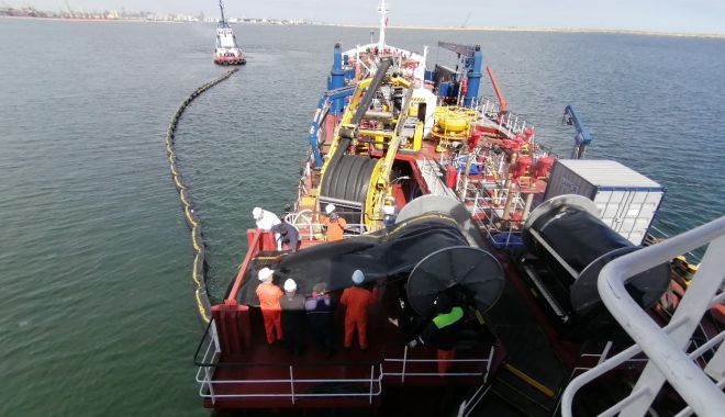 Exercițiu în rada portului Constanța pentru activitățile de răspuns la poluările marine - exercitiuinradaportuluiconstanta-1664961294.jpg