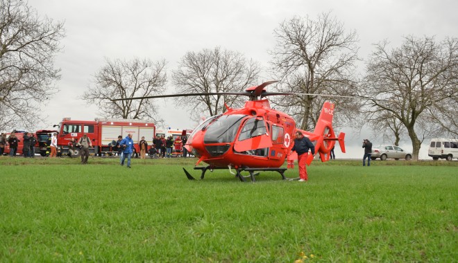 Zăpadă și accidente la Negru Vodă / Răniții au fost transportați cu elicopterul - Galerie FOTO - exercitiuisu8-1384867582.jpg