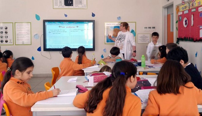 Experiență extraordinară pentru 12 elevi de la Liceul 