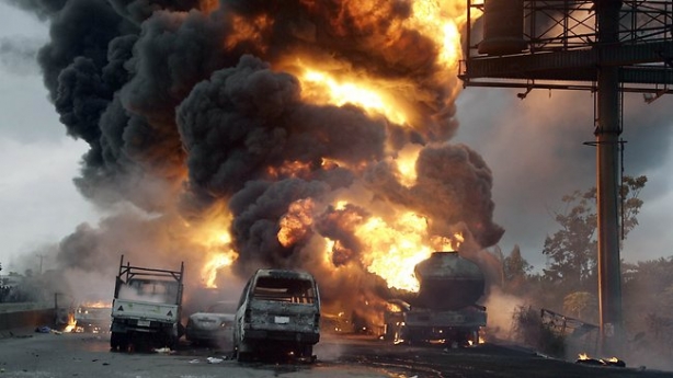 Scene șocante! Peste 100 de persoane au ars într-o explozie cumplită - explo-1451035067.jpg