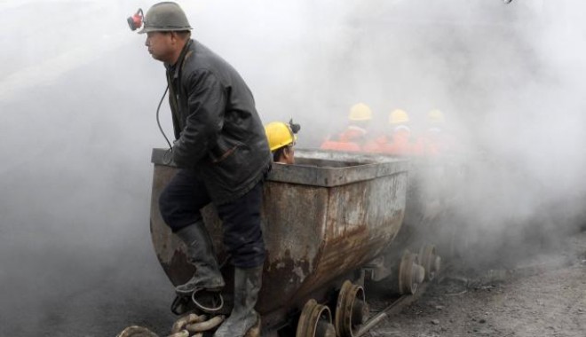 Cel puțin 28 de morți într-o explozie produsă într-o mină din China - explozie-1368363157.jpg