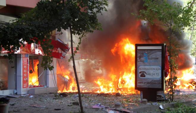 Explozie cu semne de întrebare. Doi morți - explozie-1456921986.jpg