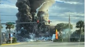 Explozie urmată de incendiu în Turcia, în portul Samsun, de la Marea Neagră - explozie-1669994792.jpg
