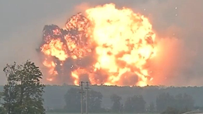 Explozie puternică la un laborator de muniție. O femeie a fost găsită carbonizată - explozie-1745929834.jpg