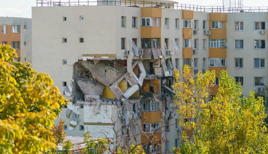 Distrigaz Sud Rețele, suspectă în ancheta exploziei din Rahova. Cauzele exploziei nu au fost încă stabilite - explozie-1761819876.jpg