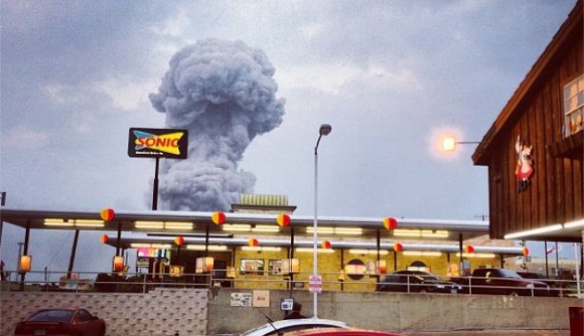 Explozie la o fabrică din Texas. Cel puțin 60 de persoane au murit, iar alte sute, rănite / GALERIE FOTO - explozie4-1366266349.jpg