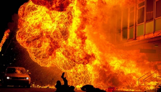 EXPLOZIE PUTERNICĂ, URMATĂ DE INCENDIU. Numărul victimelor a crescut la 9 - explozielapompieridoimilitaricua-1465122120.jpg