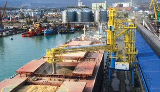 Explozie într-un terminal de cereale din portul Novorossiysk - explozieterminaldecerealenovoros-1387396236.jpg