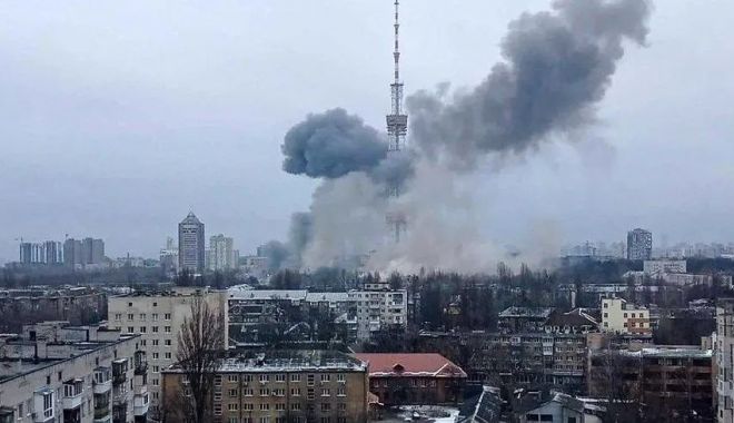 Mai multe explozii puternice au fost auzite, luni, în centrul Kievului - exploziikiev-1665419822.jpg