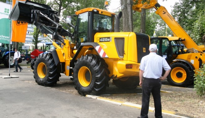 Începe a XX-a ediție a Expoagroutil - expoagroutilutilajeagricole32133-1339537825.jpg