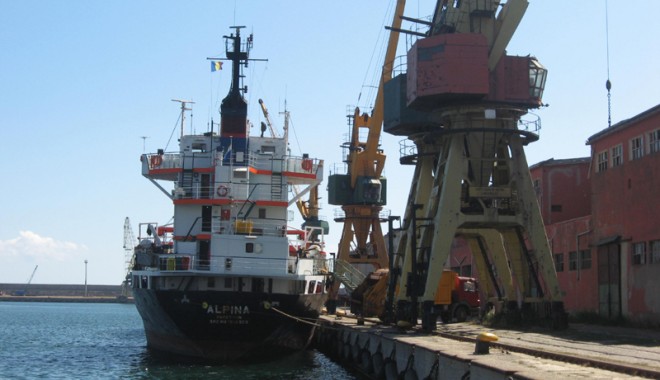 Exporturile au crescut cu 8,1%, iar importurile cu 1,3% - export-1365522444.jpg