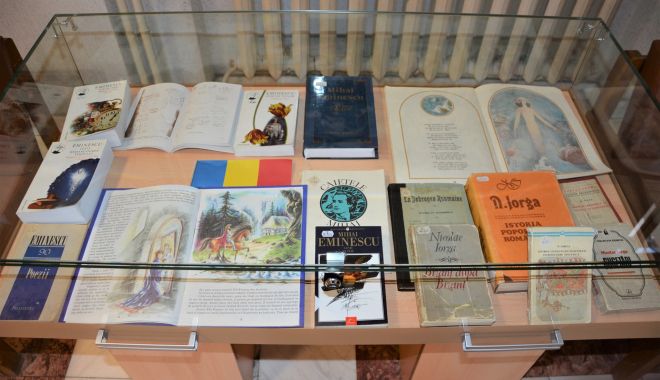 Scriitori la ceas aniversar, la Ziua Culturii Naționale - expozitie2-1578867261.jpg