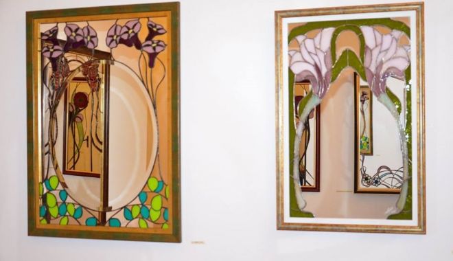 Vitraliul lui Cristian Anghelescu, expoziție inedită la Muzeul de Istorie - expozitieinedita1-1569180080.jpg