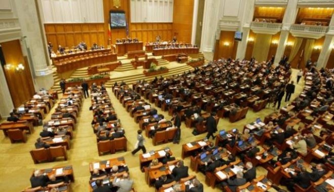 Votul de învestitură a Cabinetului Ponta II s-a încheiat - f-1356112243.jpg