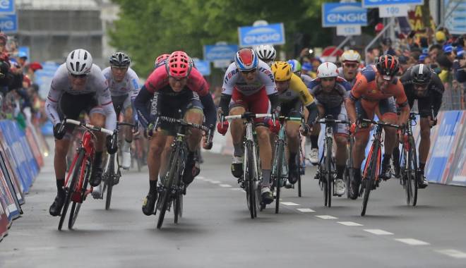 Veste bună pentru ciclismul românesc. Eduard Grosu, locul 5 într-o etapă din Turul Italiei - f1143231328840461000-1432359259.jpg