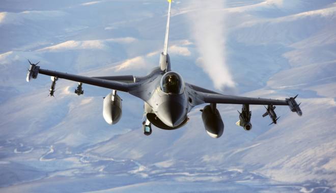 CSAT: Trupe portugheze și avioane F16 Falcon VOR STAȚIONA pe teritoriul României - f16-1425396520.jpg