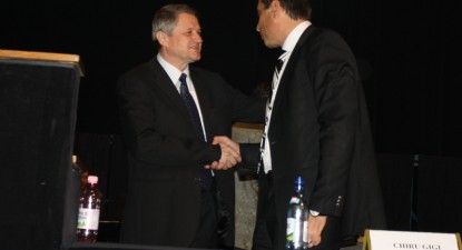Paul Brânză știe să piardă - f18b69462b32cf8b0a8a24636e4946bb.jpg