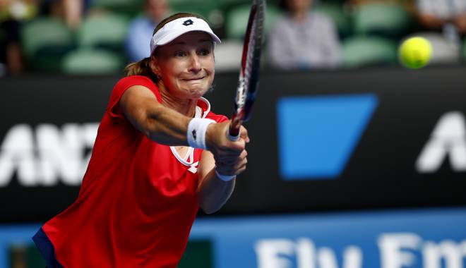 Tenis / Simona Halep, ELIMINATĂ în sferturi la Australian Open. GALERIE FOTO - f270115makarova33-1422336555.jpg