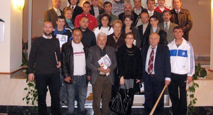 Antrenorii de oină pregătesc o surpriză: campionatul feminin - f2d10f708b2d69b2bfda21f03462d80b.jpg