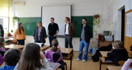 Întâlnire cu tineri olandezi pe tema calității mediului - f33de456f67a4301938e7df159e339b7.jpg