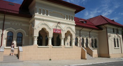 Directoarea Școlii nr. 5 nu recunoaște nici o fuziune - f5baaf0afe419681731ec3d30dafd954.jpg