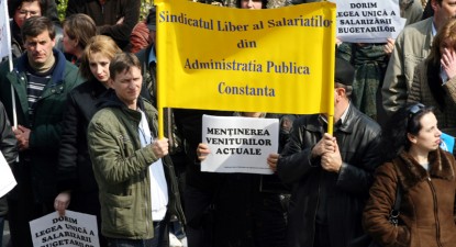 Federațiile bugetarilor pregătesc ample acțiuni de protest - f6ed3727f04ff0272a47c047d4817478.jpg